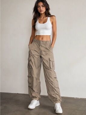 Rue21 Cargo Pants in Taupe Brown. Size L